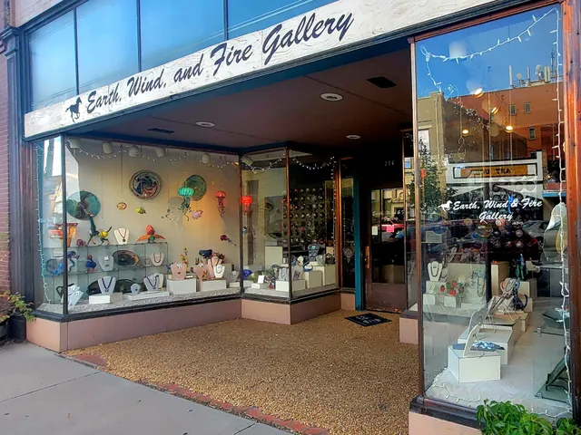 Earth Wind & Fire Gallery