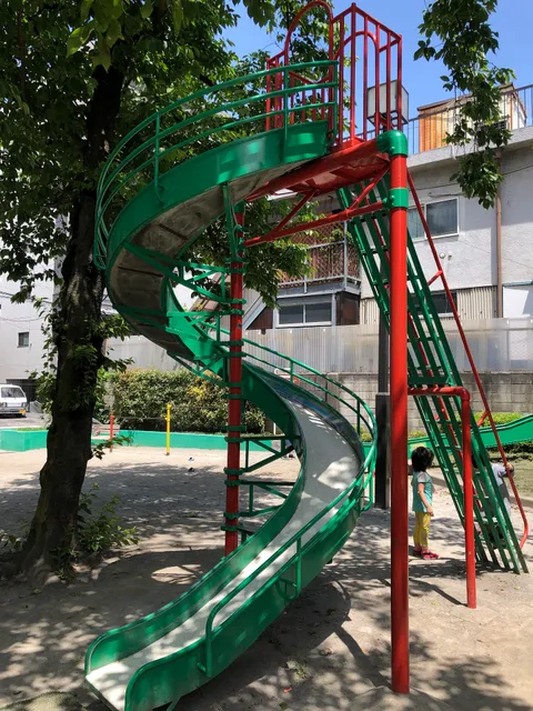 Higashinippori 4-Chome Children's Playground