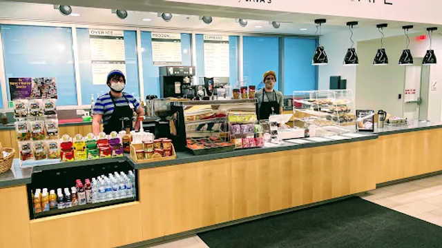 Java's Carnegie’s Cafe