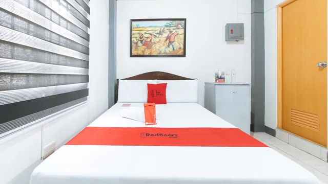 RedDoorz @ A&F C5 Pinagsama Taguig