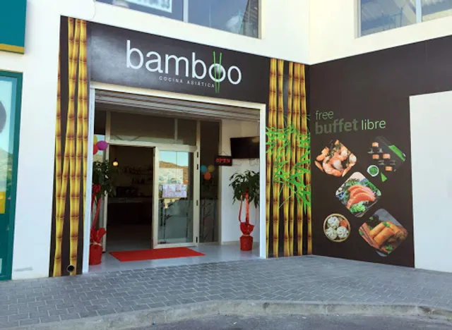 Bamboo Buffet Lliure