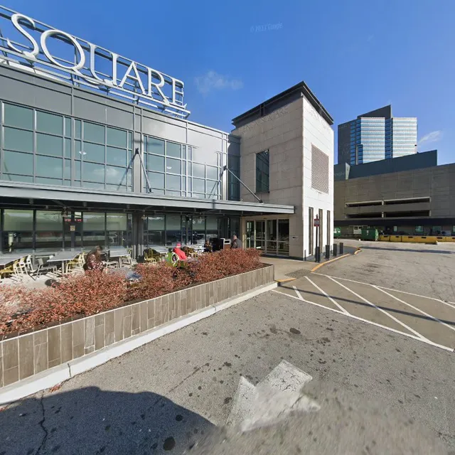 Lenox Parking Food Center