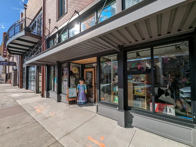 Piccolo Mondo Toys - Historic Downtown Hillsboro