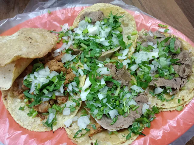 TAQUERÍA LA ESQUINITA