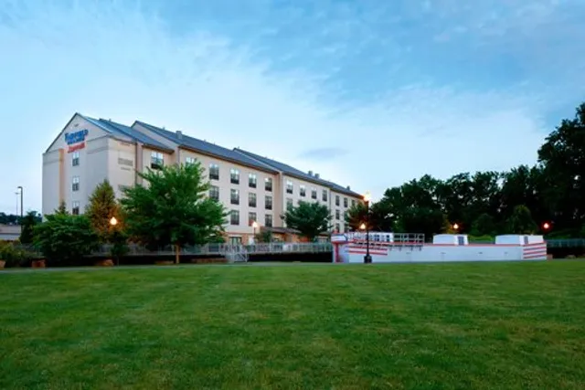 Fairfield by Marriott Inn & Suites Cumberland