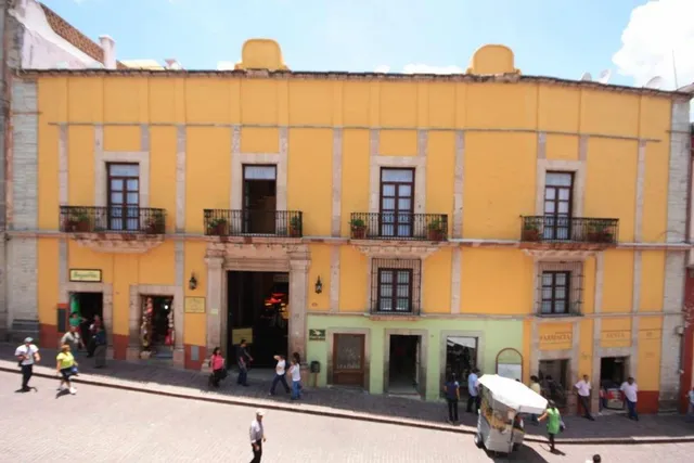 La Casona de Don Lucas Hotel