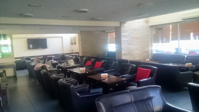 Pizza four seasons cafe