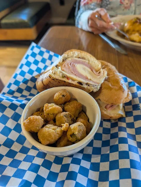 Blue Moon Cajun Cafe