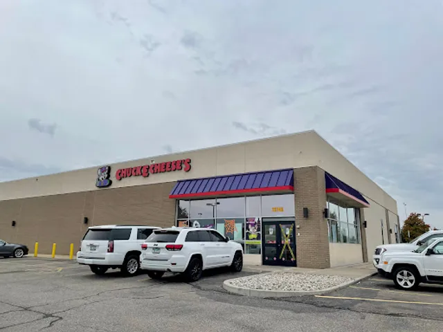 Chuck E. Cheese