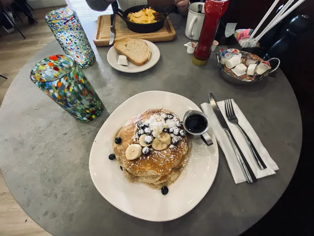 Mornings Breakfast & Brunch