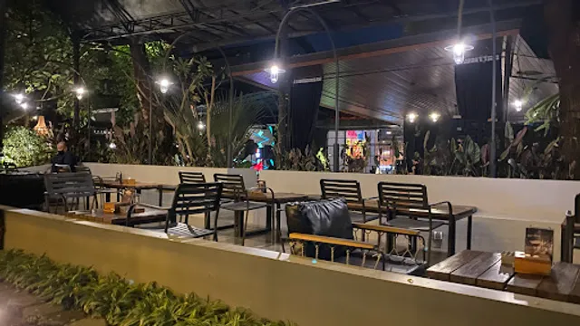 ESKALA Eatery Bar & Coffee