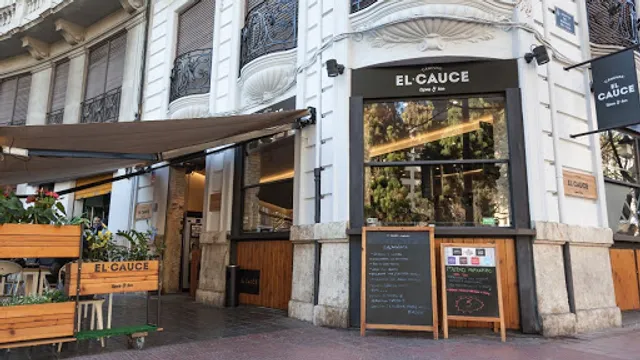 El Cauce Bar & Tapas