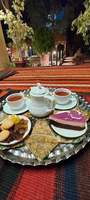 مجموعه رستوران گردشگری ملک پارسی