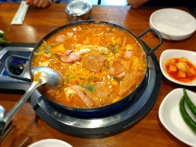 신사부대찌개품격삼겹살의정부동점