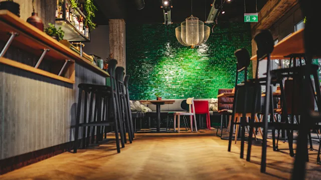 Lugacci – Italienisches Restaurant & Pizzeria in Elmshorn am Holstenplatz