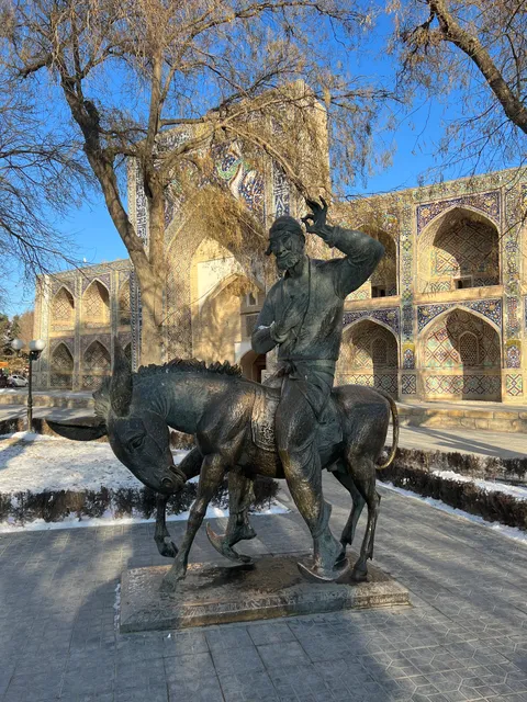 Khodja Nasreddin statue