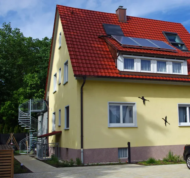 "Outside but central" - Apartment Schweier