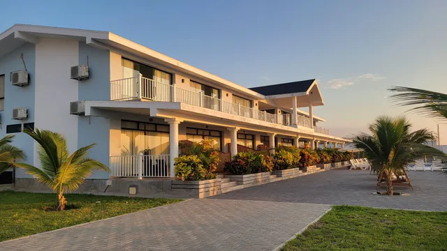 Hotel Golden Beach Chillhouse