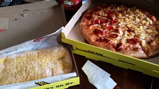 Hungry Howie's Pizza