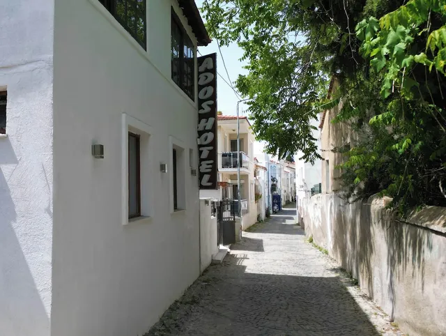 Ados Hotel Çeşme
