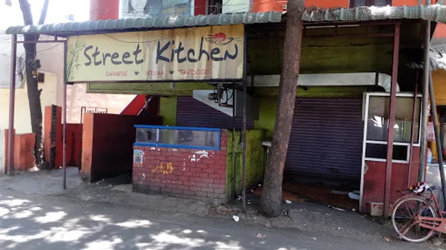 Street Kitchen