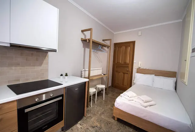 La Strada City House