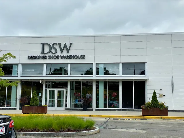 DSW Designer Shoe Warehouse