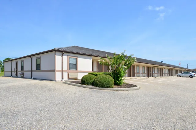 Briarwood Inn of Geneva