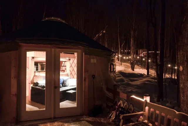 Ma yourte au coeur des collines