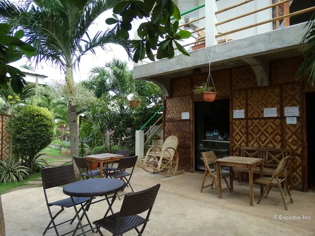 Alona Grove Tourist Inn