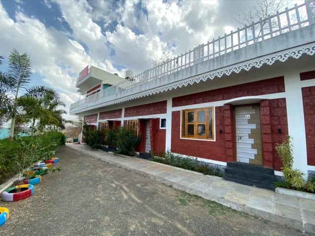 OYO 61002 Vijaya Resort