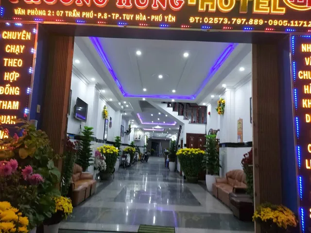 Phương Hùng Hotel