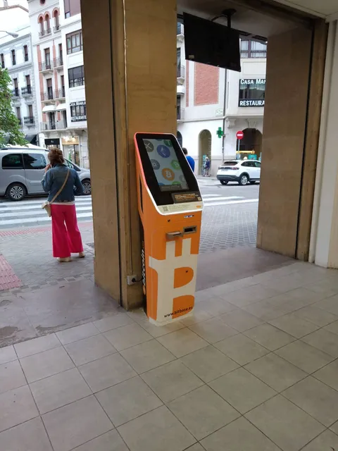 Centro Comercial Avenida