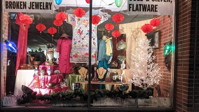 Wolfys Furniture and Stuff