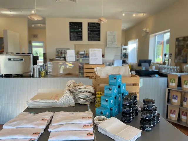 Petit Métis - Café, Buvette et Chalets