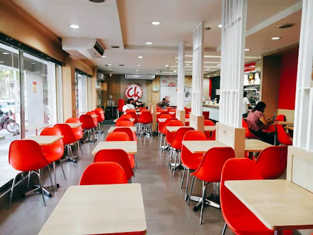 CHOWKING EAST AVENUE LOCB