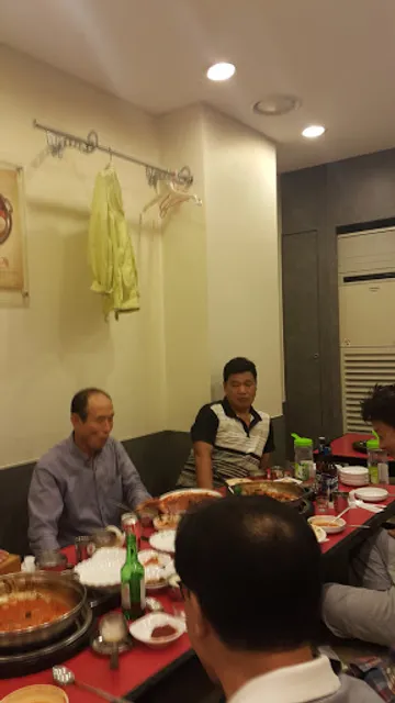 놀부부대찌개 두정점