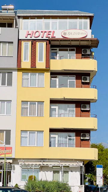 Dezudava Family Hotel