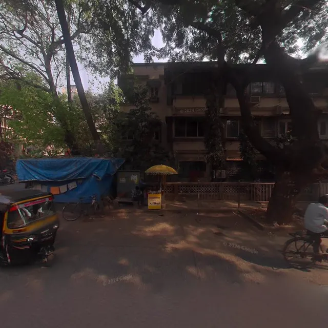 Saraswati Vada Pav Shop