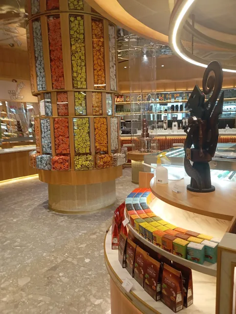 The RR Chocolate - Beachwalk Shopping Center