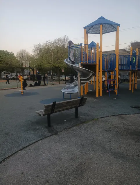 D Finnegan Playground