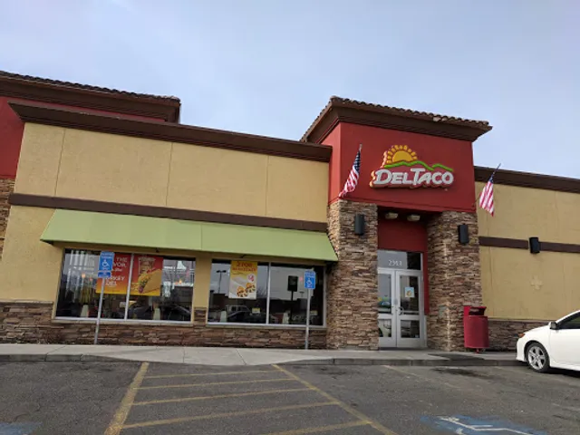 Del Taco
