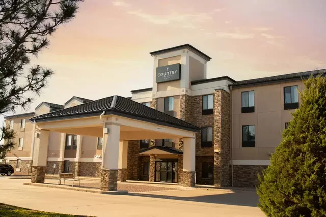 Country Inn & Suites by Radisson, Garden City, KS