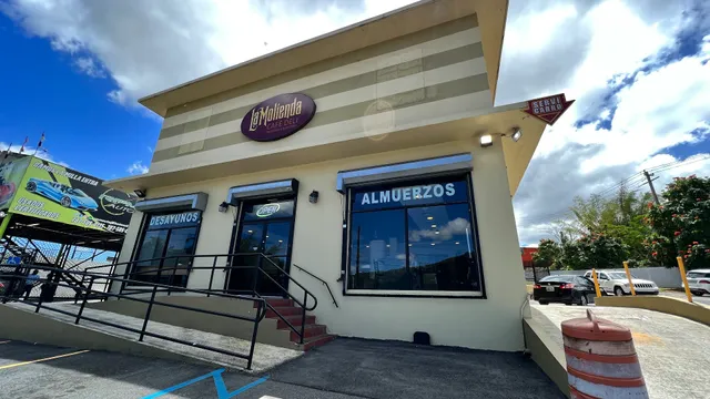 La Molienda Café and Deli