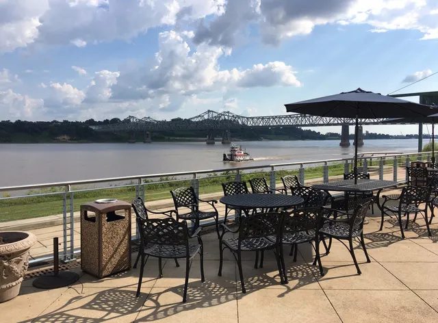 Clarion Suites Vidalia Riverfront