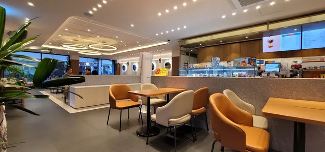 투썸플레이스 거제옥포로점