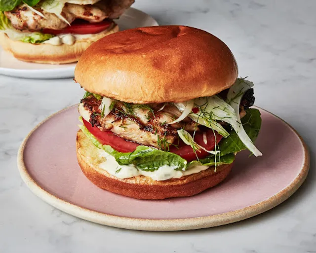 Kings deli and juice bar