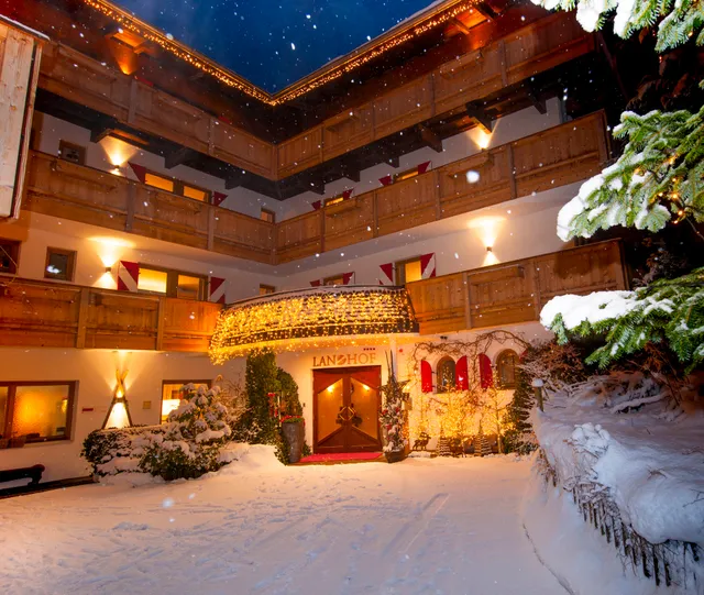 Aparthotel und Ferienwohnungen Landhof - Ellmau am Wilden Kaiser