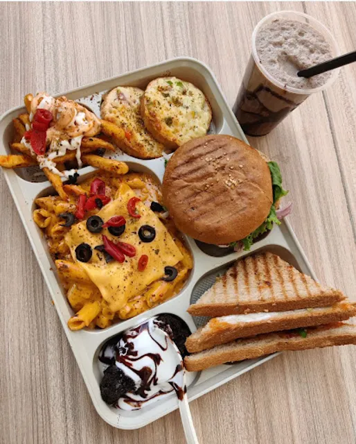 Restaurant cafeteria