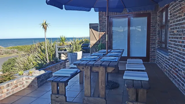 LA MER Self catering Accommodation Kleinmond